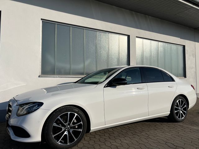 MERCEDES-BENZ E 200 Limousine Night-Paket Navigation Kamera