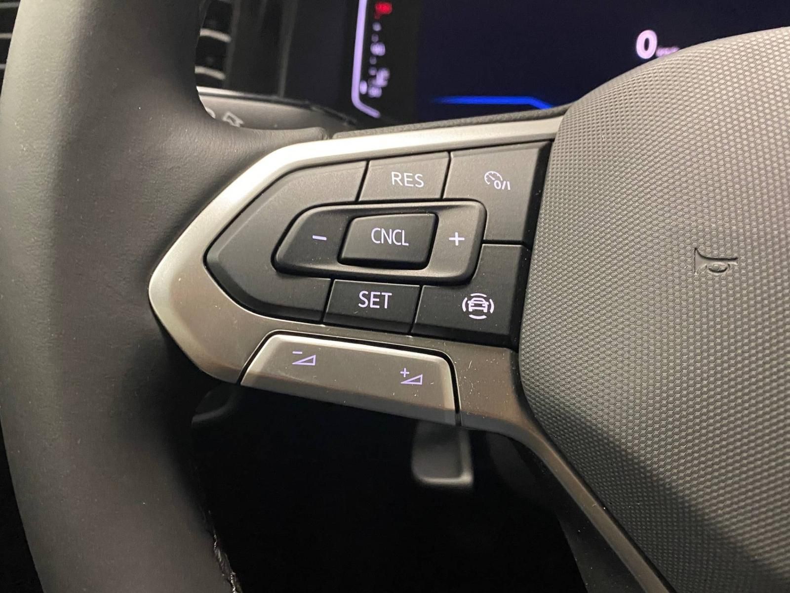 Fahrzeugabbildung Volkswagen Polo 1.0 TSI Life APP+KLIMA+KAMERA+PDC+SITZHEI++