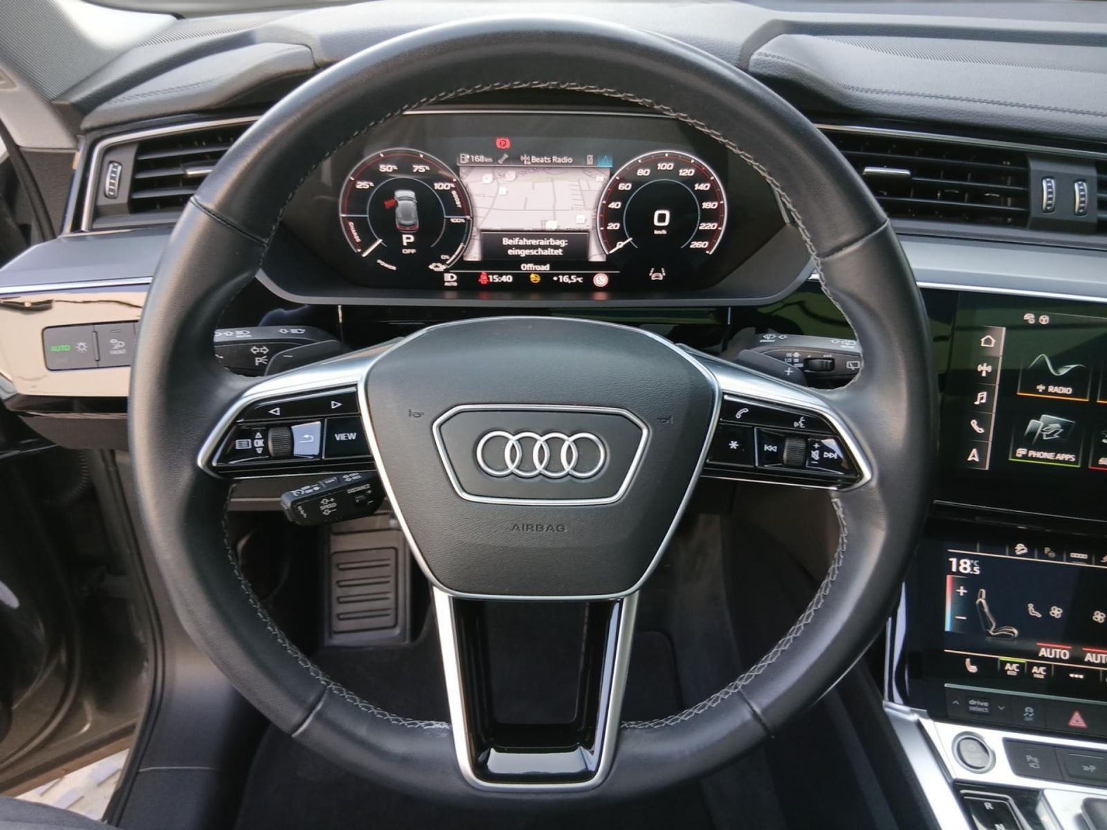 Audi Q8 e-tron - Bild 13
