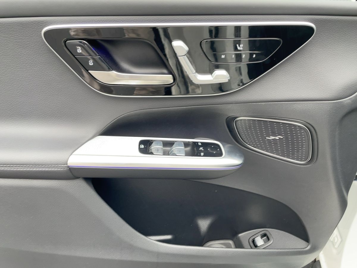 Fahrzeugabbildung Mercedes-Benz GLC 450 d 4M AMG/Night/360°/Digital-Light/AHK