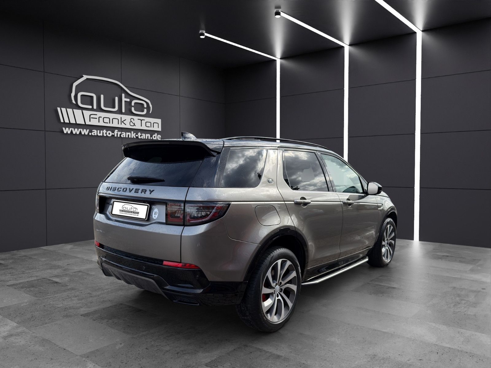 Fahrzeugabbildung Land Rover Discovery Sport P300e HSE/Pano/Leder/Kamera/Shz