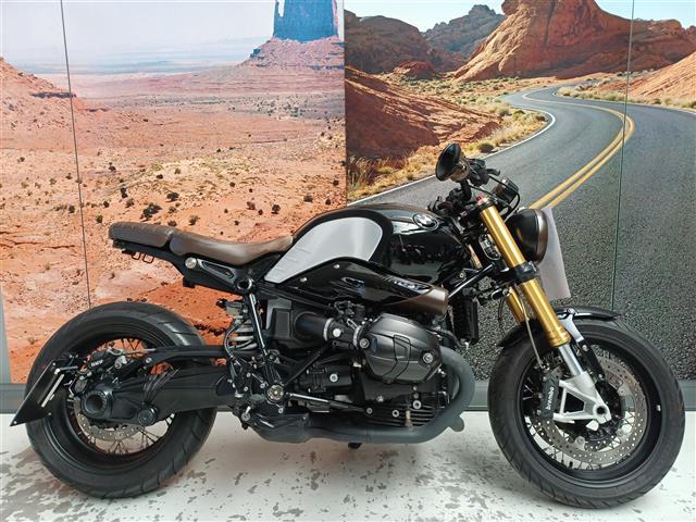 BMW R nineT