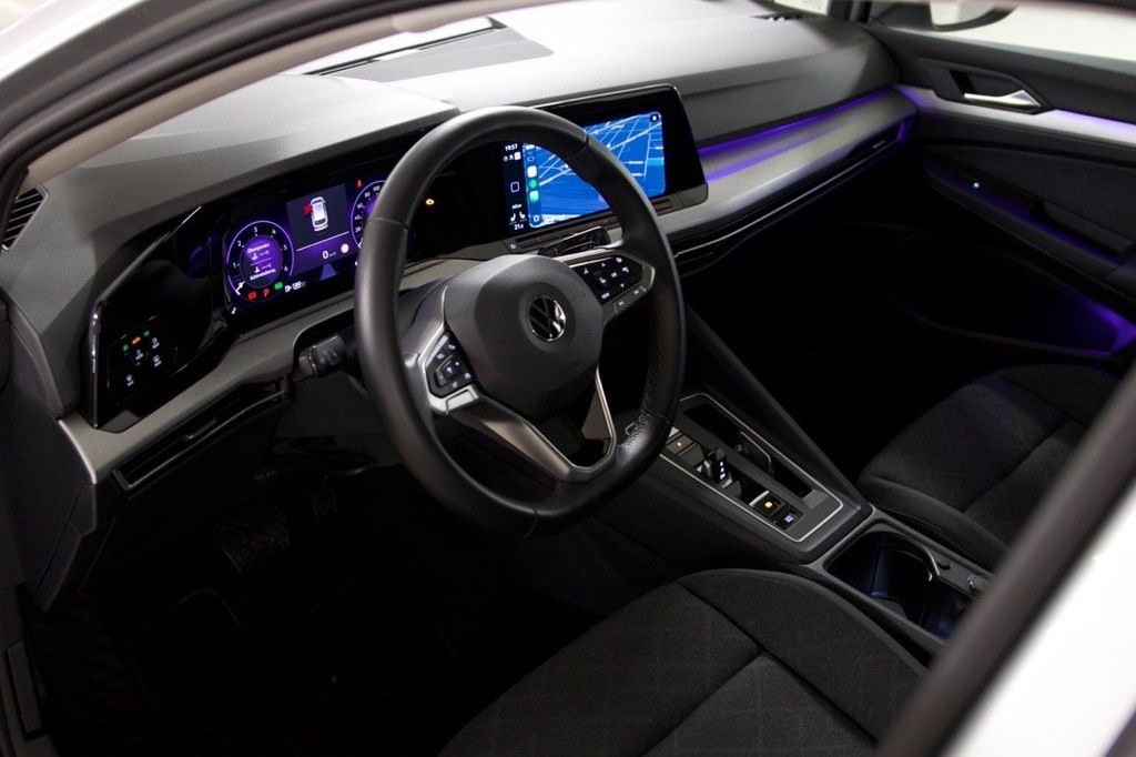 Image of Volkswagen Golf