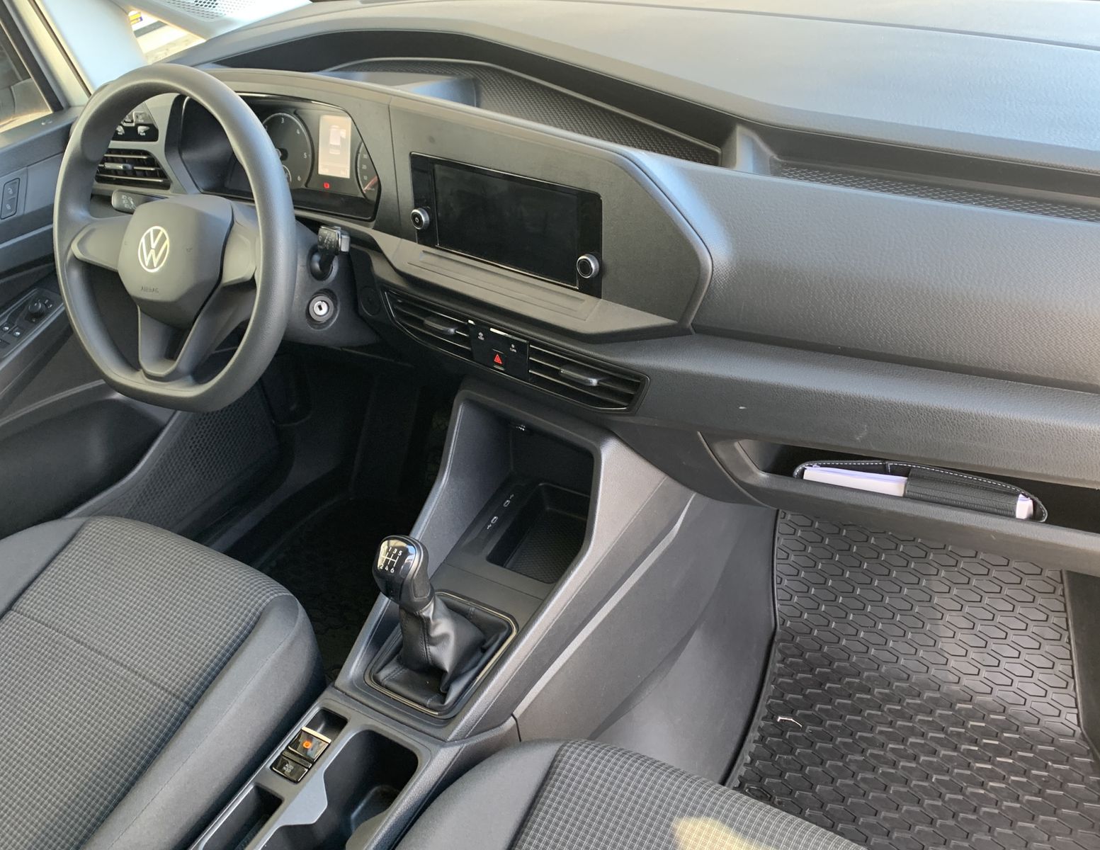 Fahrzeugabbildung Volkswagen Caddy 2.0*Cargo*Klimaautomatik*PDC*DAB+*SHZ*