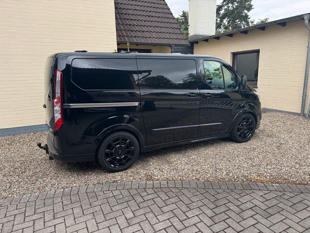 Image of Ford Transit Custom