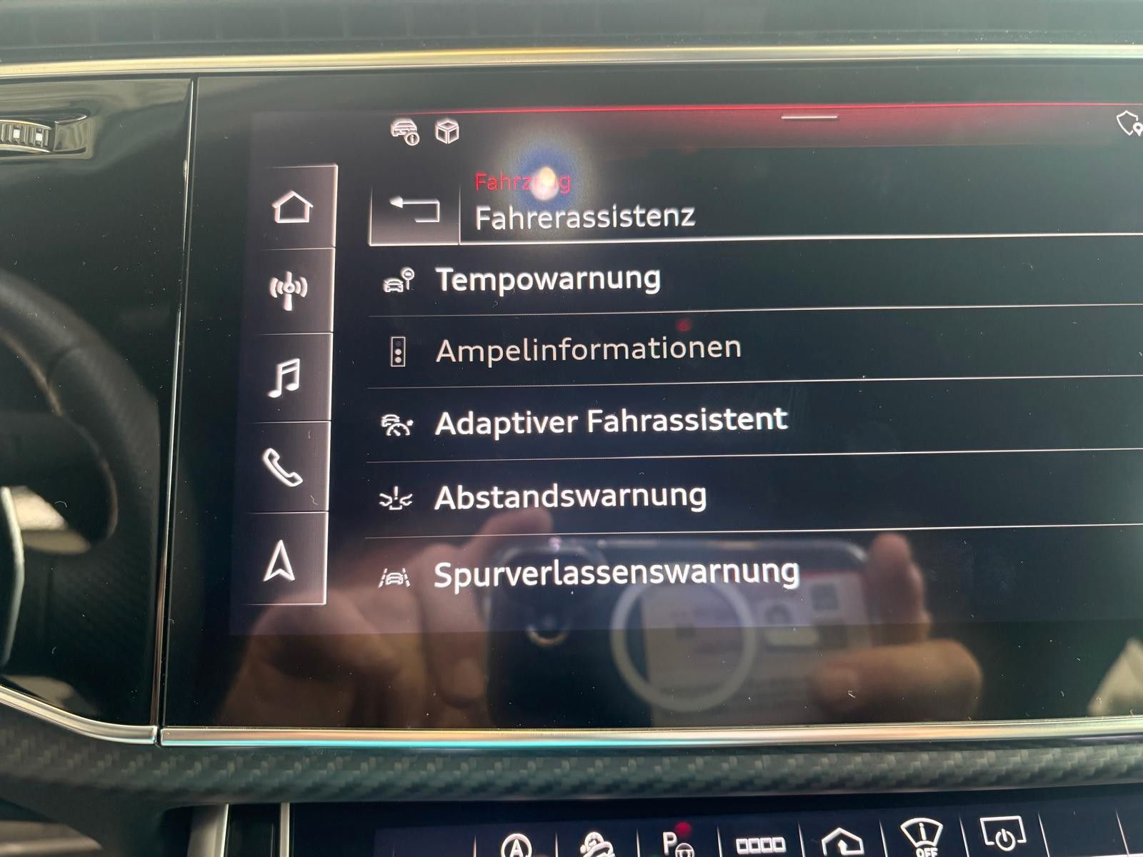 Fahrzeugabbildung Audi RSQ8 keramik*dynamik*massage*stand*23Z*akustik.