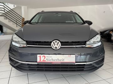 Volkswagen Golf - 2