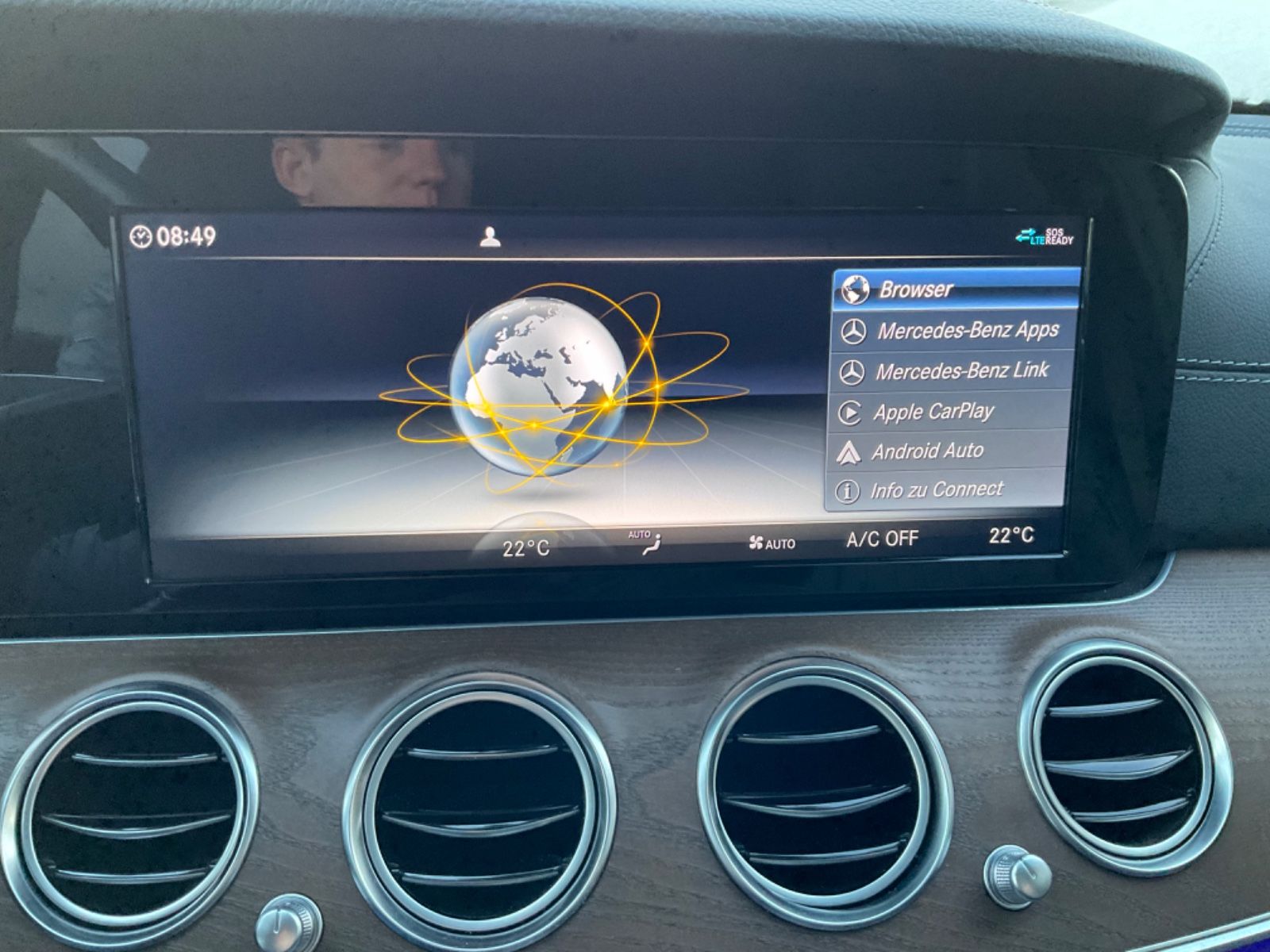 Fahrzeugabbildung Mercedes-Benz E 300 de T Autom,AMG,LED,Distronic,Kamera