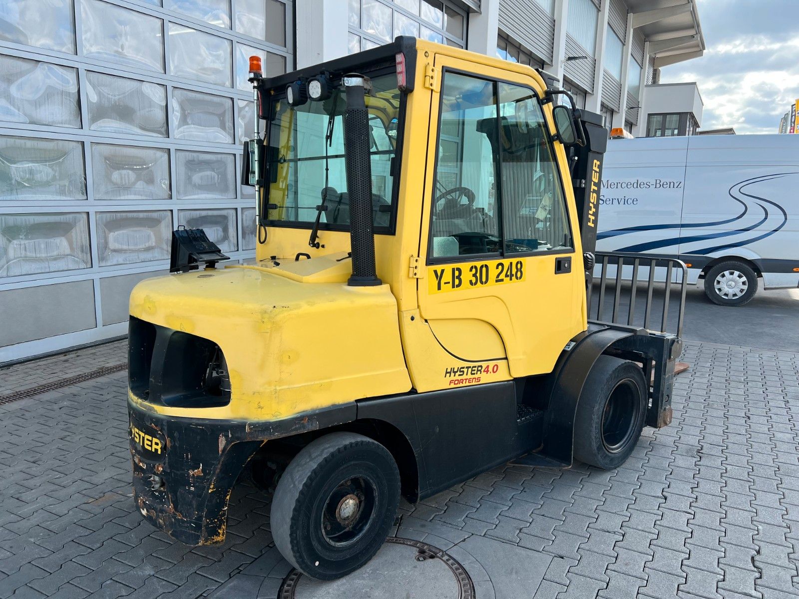 Fahrzeugabbildung Hyster H4.0 FT6 / Verstellgerät / HH:4.42m / nur 2.502h