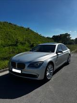 BMW 730d Gepflegter Zustand  - BMW 730 aus 2010: D