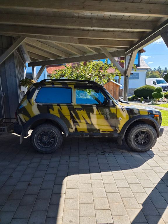 Image of Lada Niva