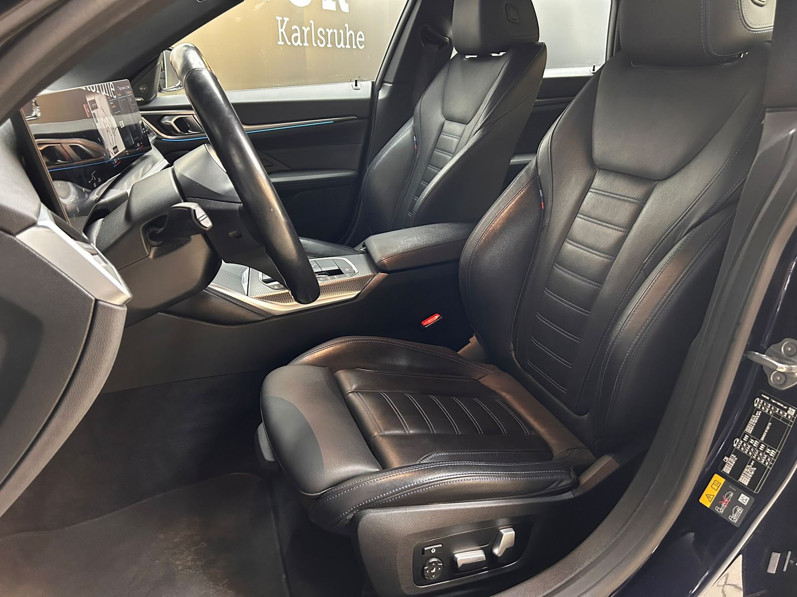 Fahrzeugabbildung BMW i4 M50 GC SHADO+LED+NAVI+MEMO+H&K+SHZ+AHK+WP+360