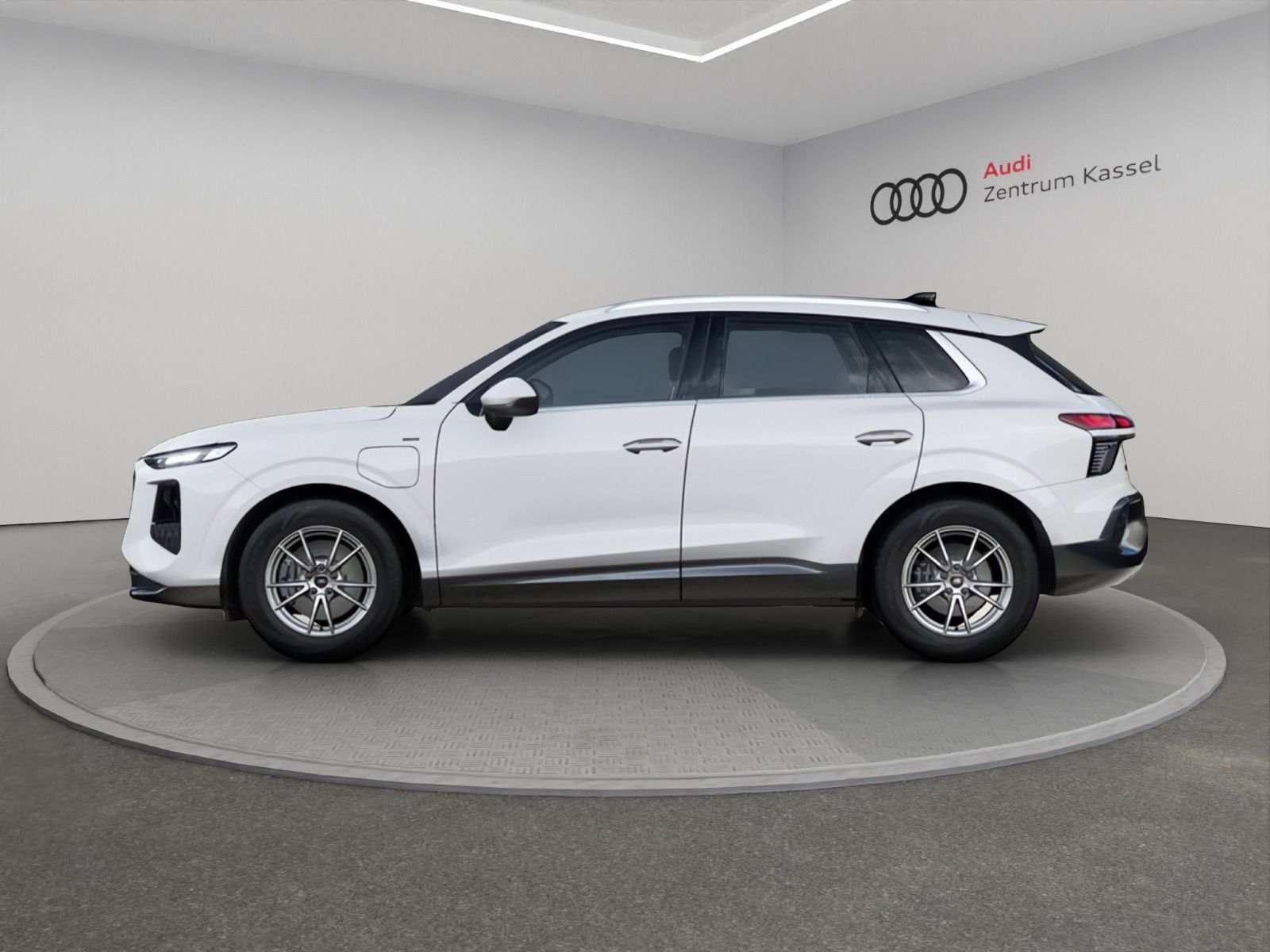 Audi Q3 SUV e-hybrid NEUBESTELLUNG MJ2027 imagem 3