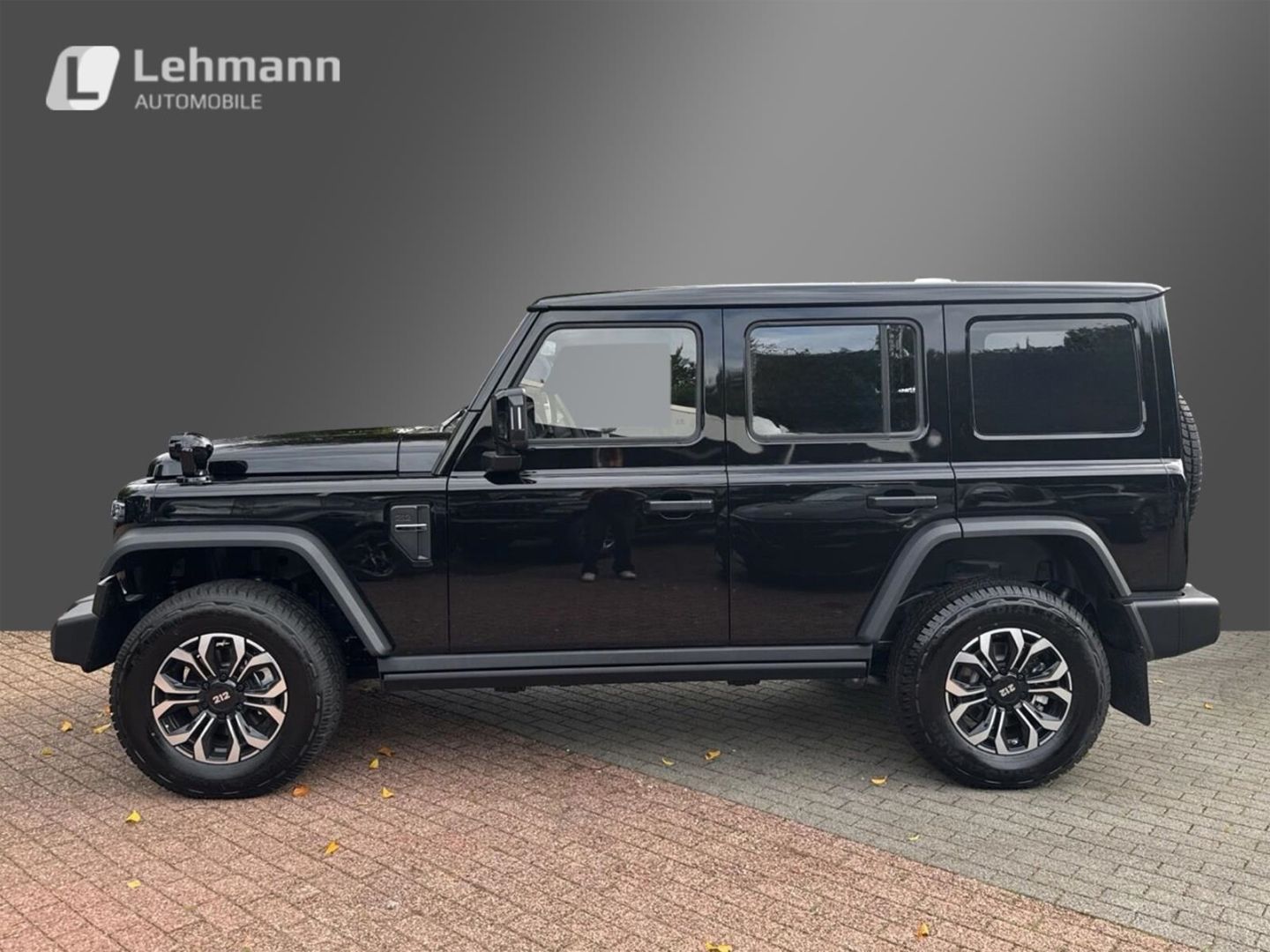 Fahrzeugabbildung BAW 212 4X4 2.0 Diesel Automatik - Leder