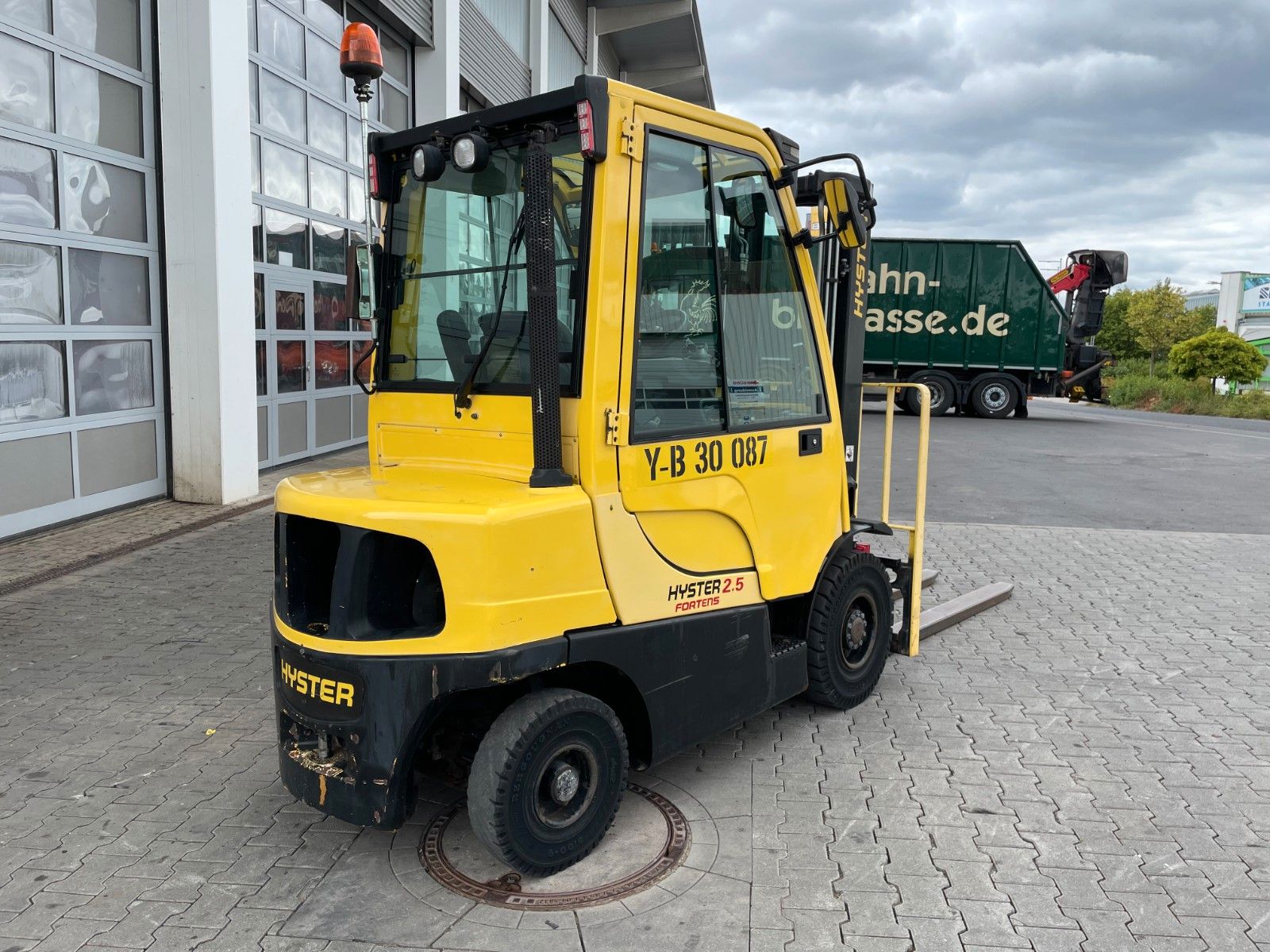 Fahrzeugabbildung Hyster H2.5FT / Duplex 3,3m / nur 1.218h