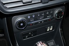 Fahrzeugabbildung Ford EcoSport ST-Line AHK NAVI WinterPaket PDC 1.Hand