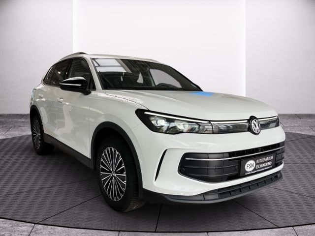 Fahrzeugabbildung Volkswagen Tiguan 1.5 eTSI DSG GOAL NAVI GJR AHK KAMERA