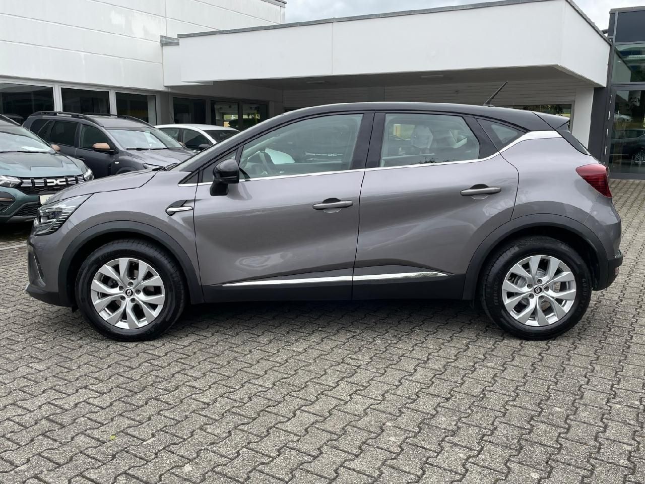Fahrzeugabbildung Renault Captur Intens