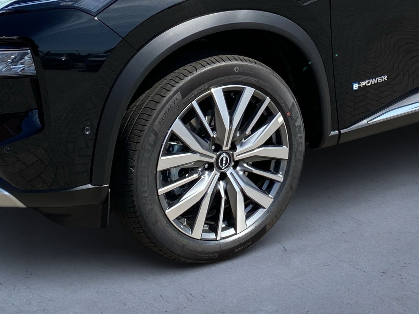 Fahrzeugabbildung Nissan X-Trail 1.5 VC-T e-Power Tekna+ e-4ORCE *20-Zoll