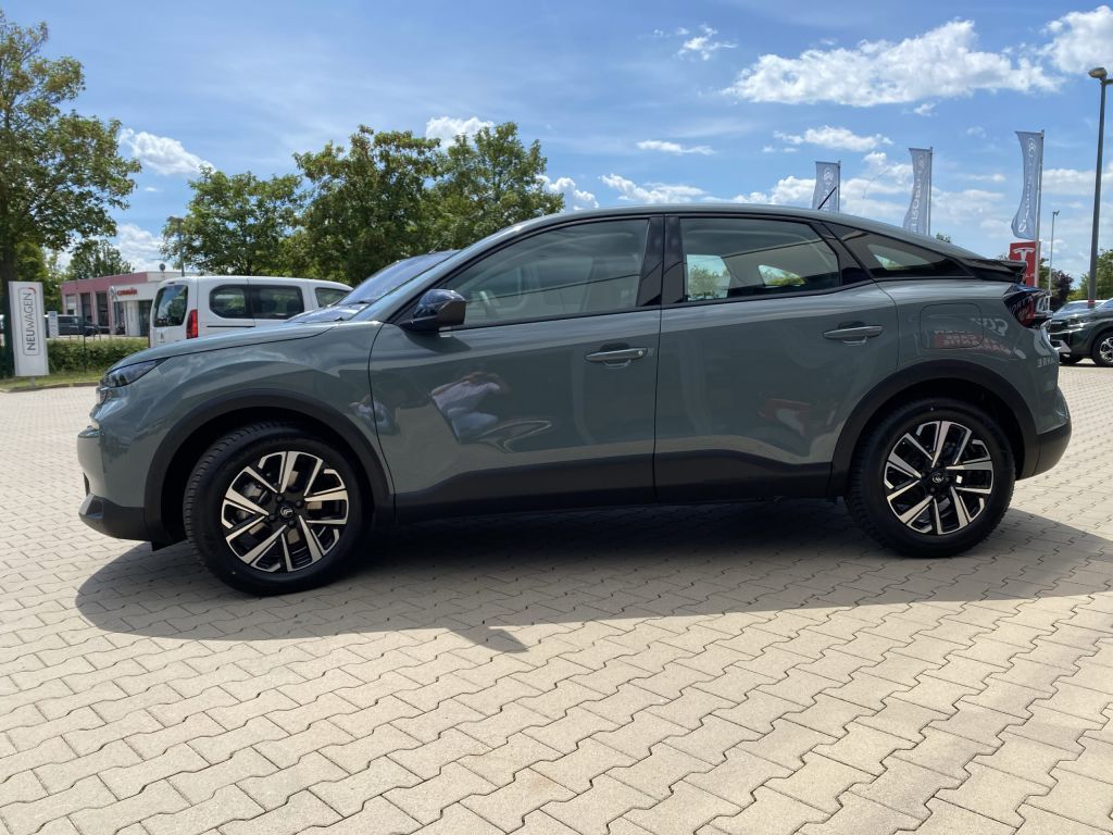 Fahrzeugabbildung Citroën C4 Hybrid 145 PLUS *Allwetterreifen*beh. Frontsc