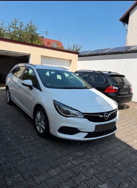 Image of Opel Astra
