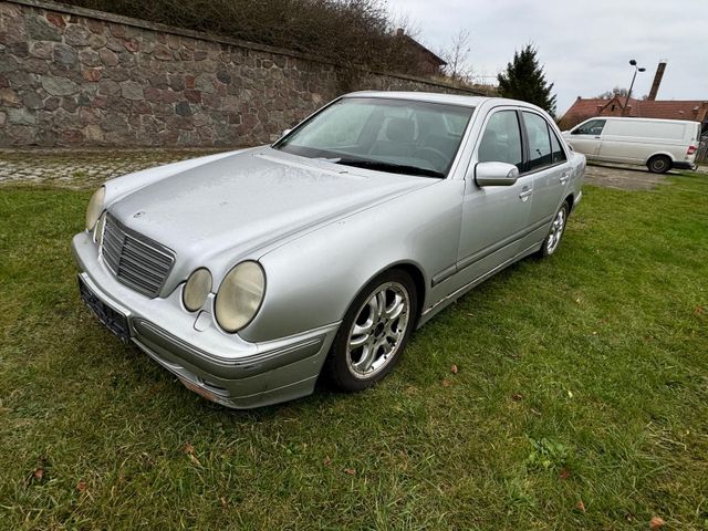 Mercedes-Benz E 320 Elegance