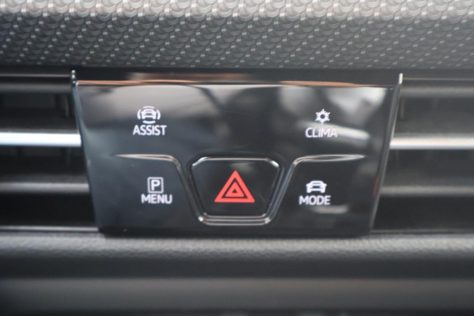 Volkswagen Golf VIII 1.5 16V TSI R-Line LED Navi Tempomat, миниатюра 18