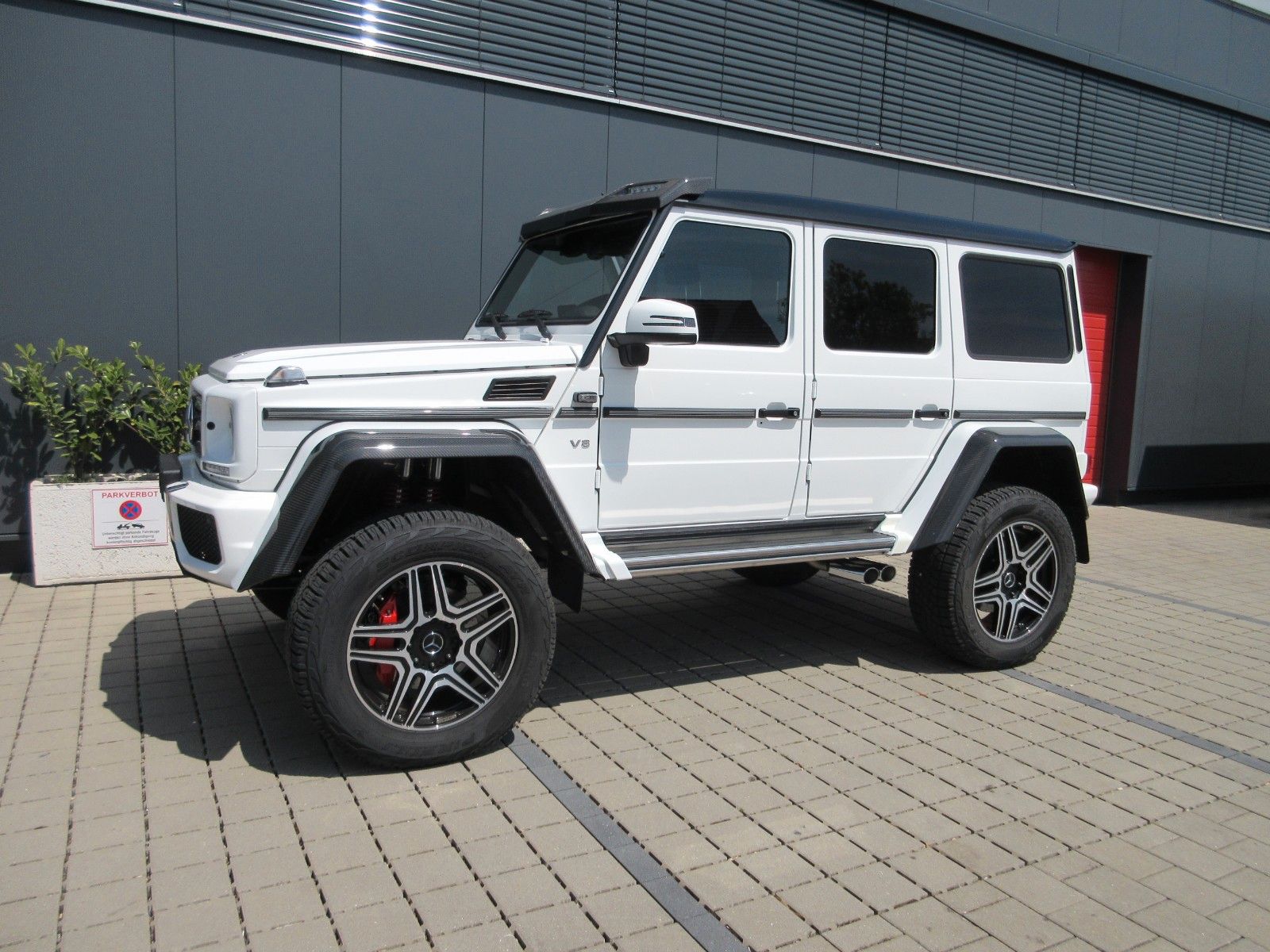MERCEDES-BENZ G 500 4x4² Navi Standheizung LED