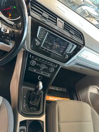 MYAUTOCENTER – Gebraucht- und Jahreswagen mit Werkstattservice in Pfaffenhofen Volkswagen Touran Comfortline BMTStart-Stopp *7 Sitzer*ACC