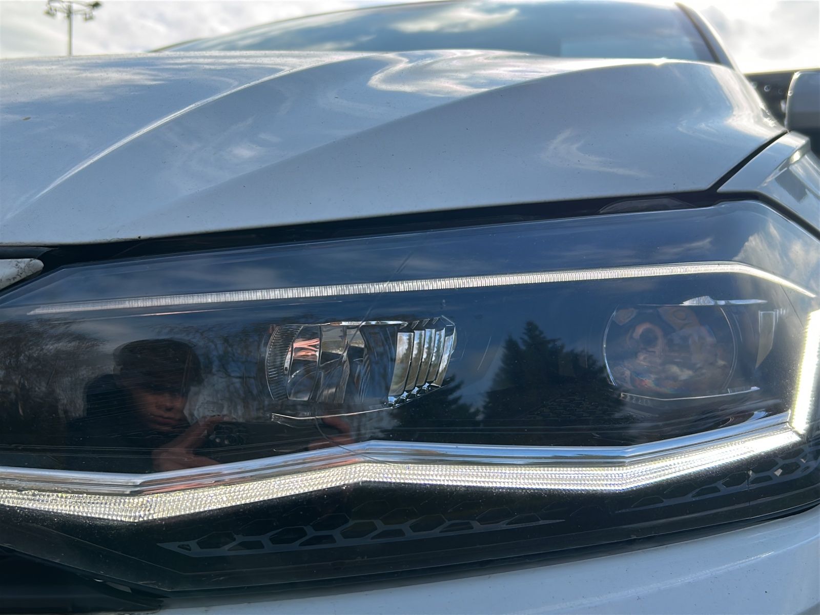 Fahrzeugabbildung Volkswagen Polo Highline TSI DSG LED ACC SHZ PDC WeConnect