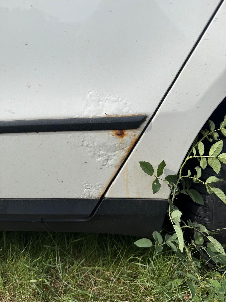 Volkswagen Passat 2010 — photo 11