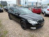 Skoda Octavia 2.0 TDI DPF DSG Elegance Combi - Skoda Octavia aus 2011: Elegance