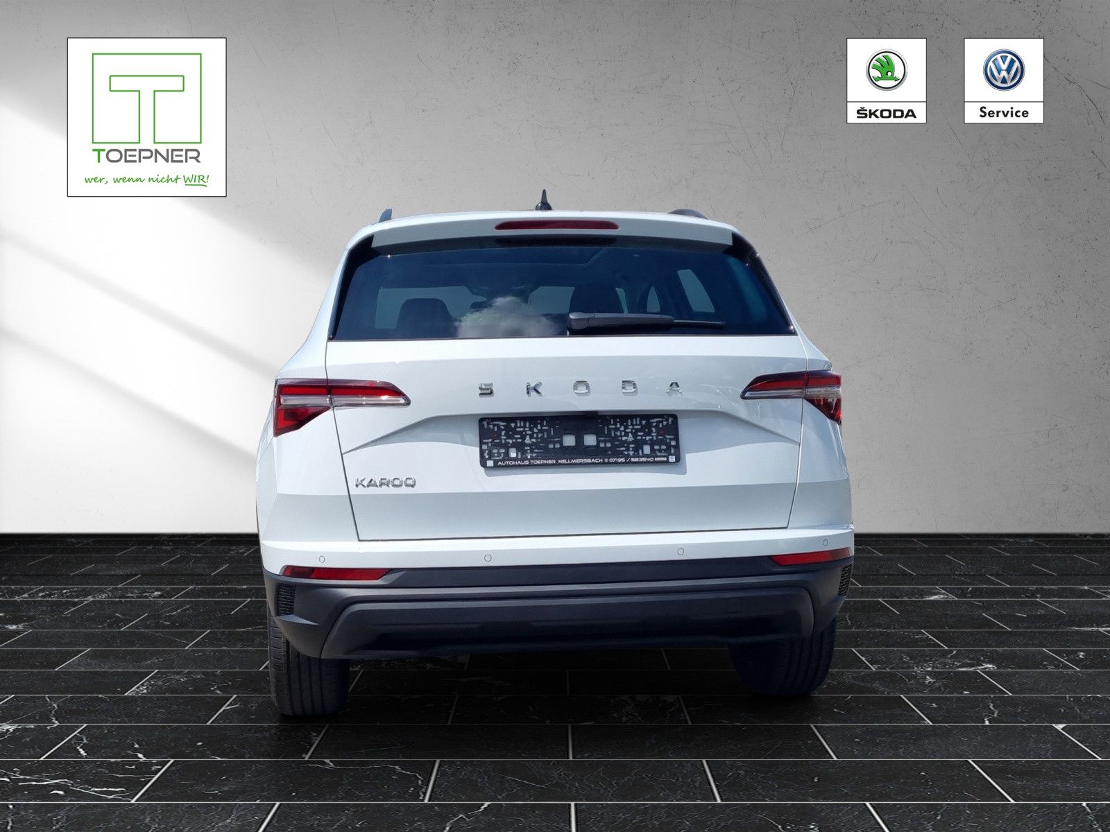 Fahrzeugabbildung SKODA Karoq Balance 2,0 TDI PANO Fahrassi Parken+