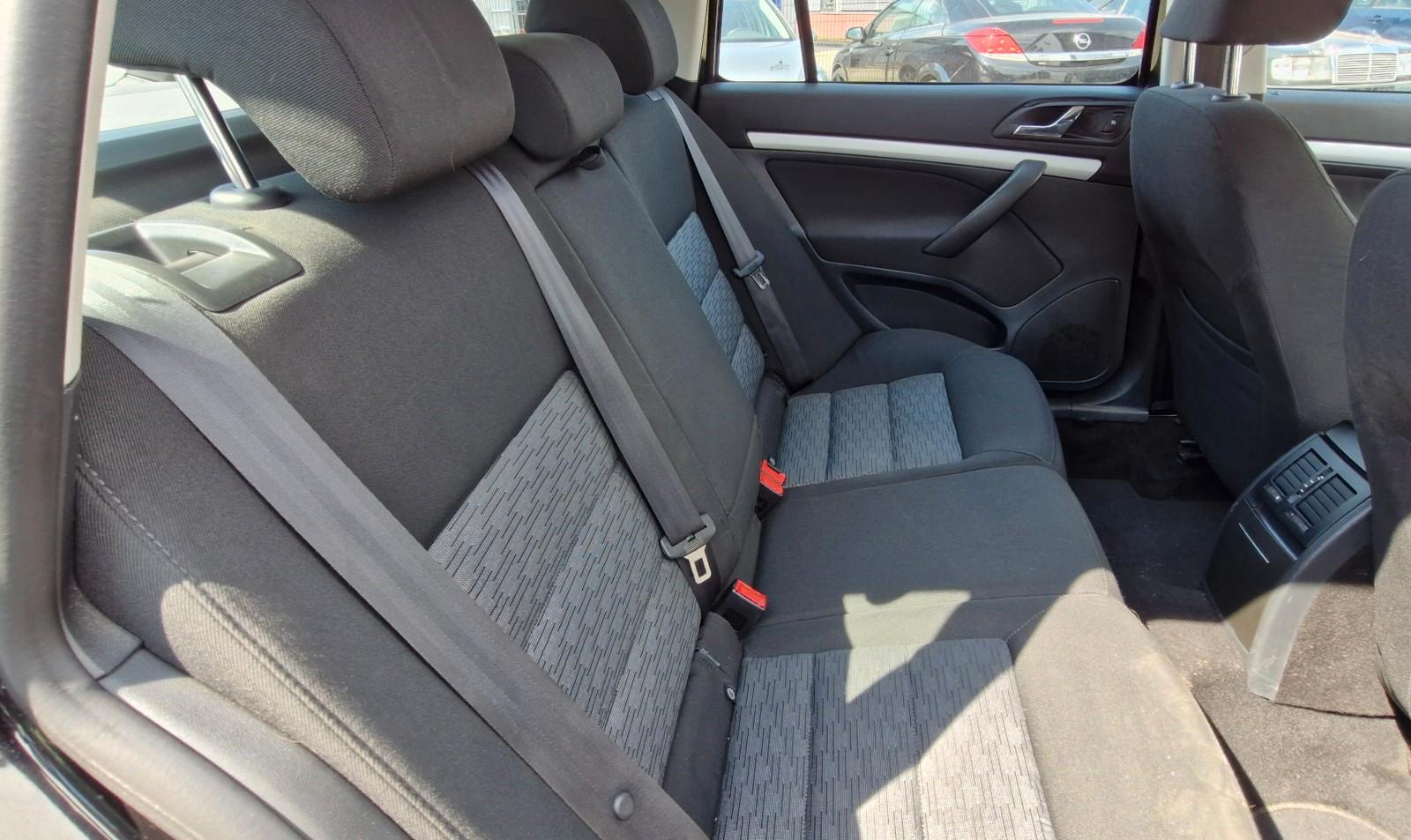 Skoda Octavia 2011 — photo 7