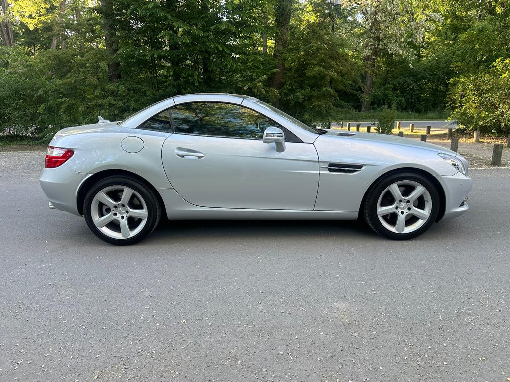 Mercedes-Benz SLK 300