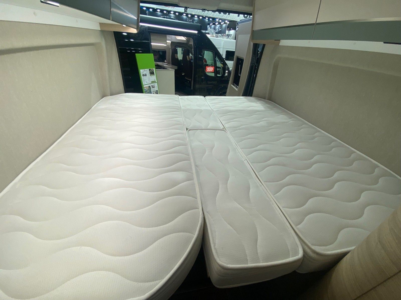 Fahrzeugabbildung Forster Livin´ up Pro V 636 EBL Vibe Edition *Autom.*Mar