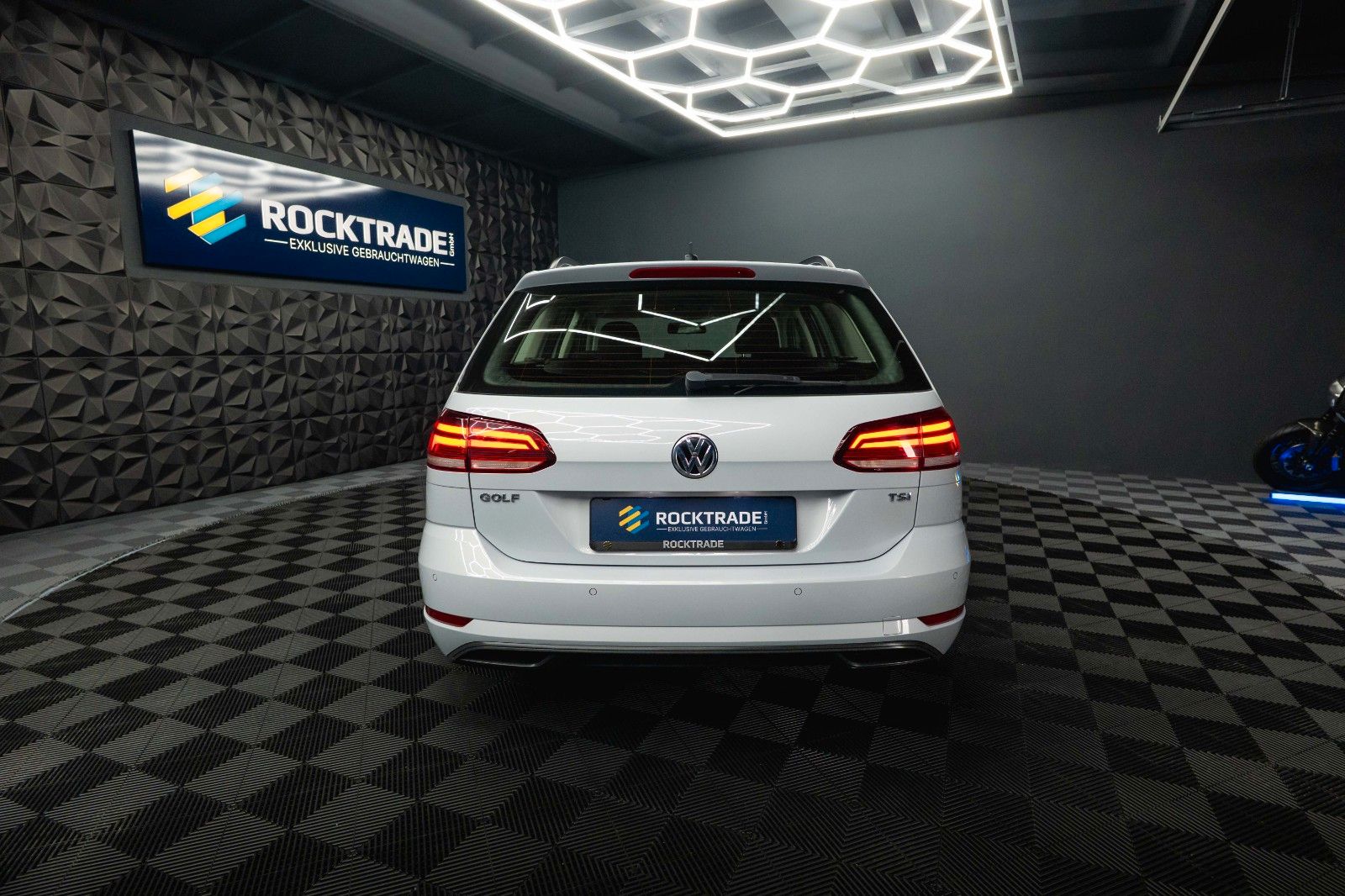 Fahrzeugabbildung Volkswagen Golf VII Variant Trendline *Perlmutt*Kamera*Navi