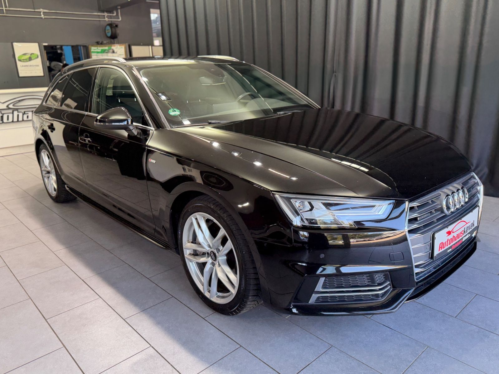 Fahrzeugabbildung Audi A4 Avant quattro sport|3xS-LINE|XENON|NAVI|VOLL