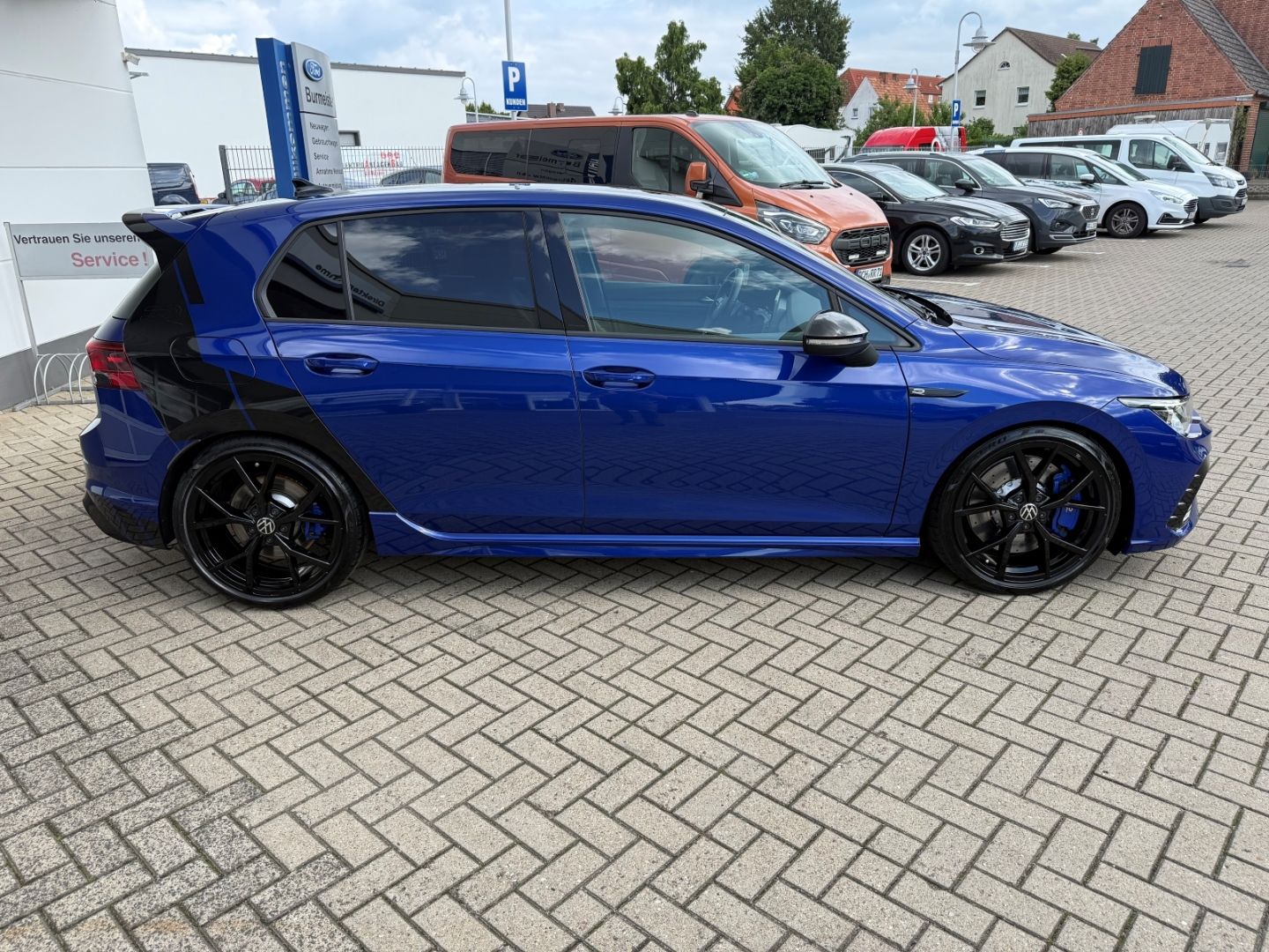 VW Golf R Performance 4M 2.0TSI APR Akra Nappa H&K - Image 8