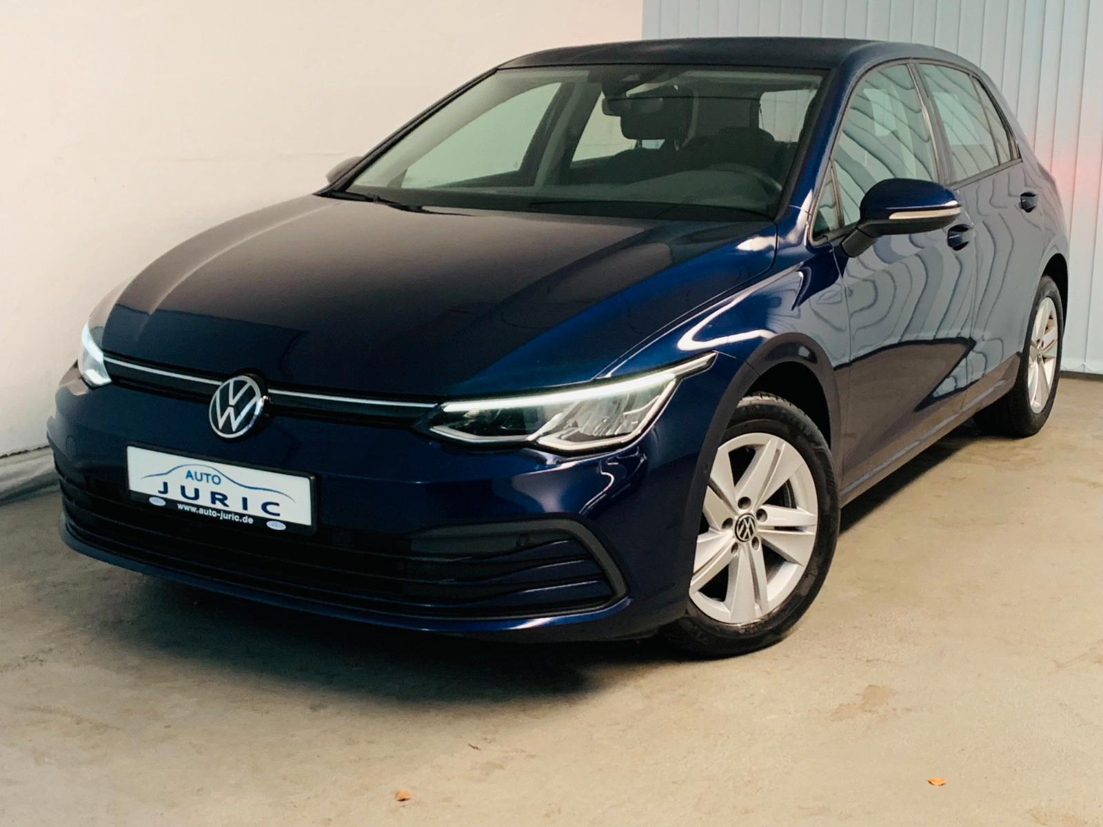 Volkswagen Golf VIII Lim. Life°AMBIENT°NAVI°SHZ°PDC°