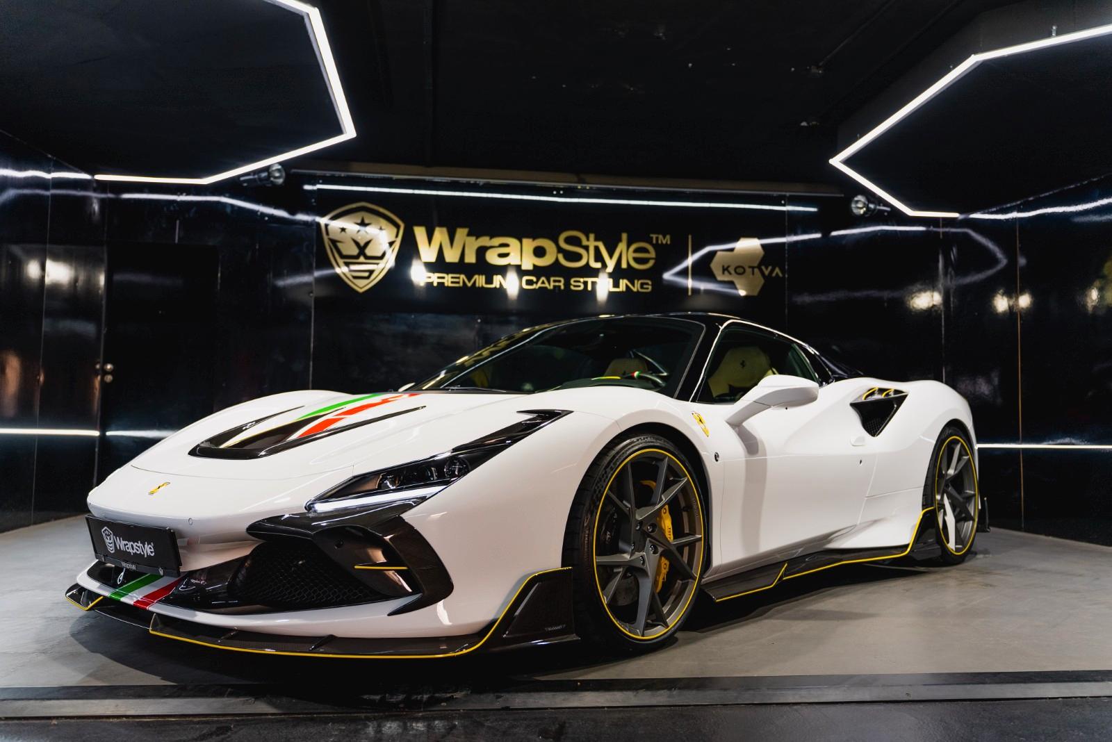 Ferrari F8 Spider MANSORY CARBON SOFTKIT