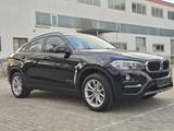 BMW X6 xDrive35i - - BMW X6 mit Benzin-Antrieb: Automatik