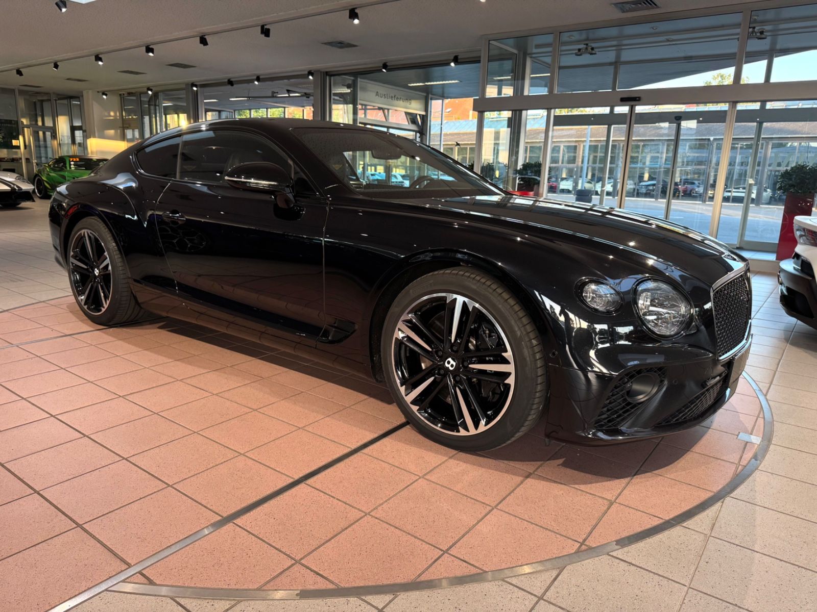 Bentley Continental GT V8 Mulliner foto 2