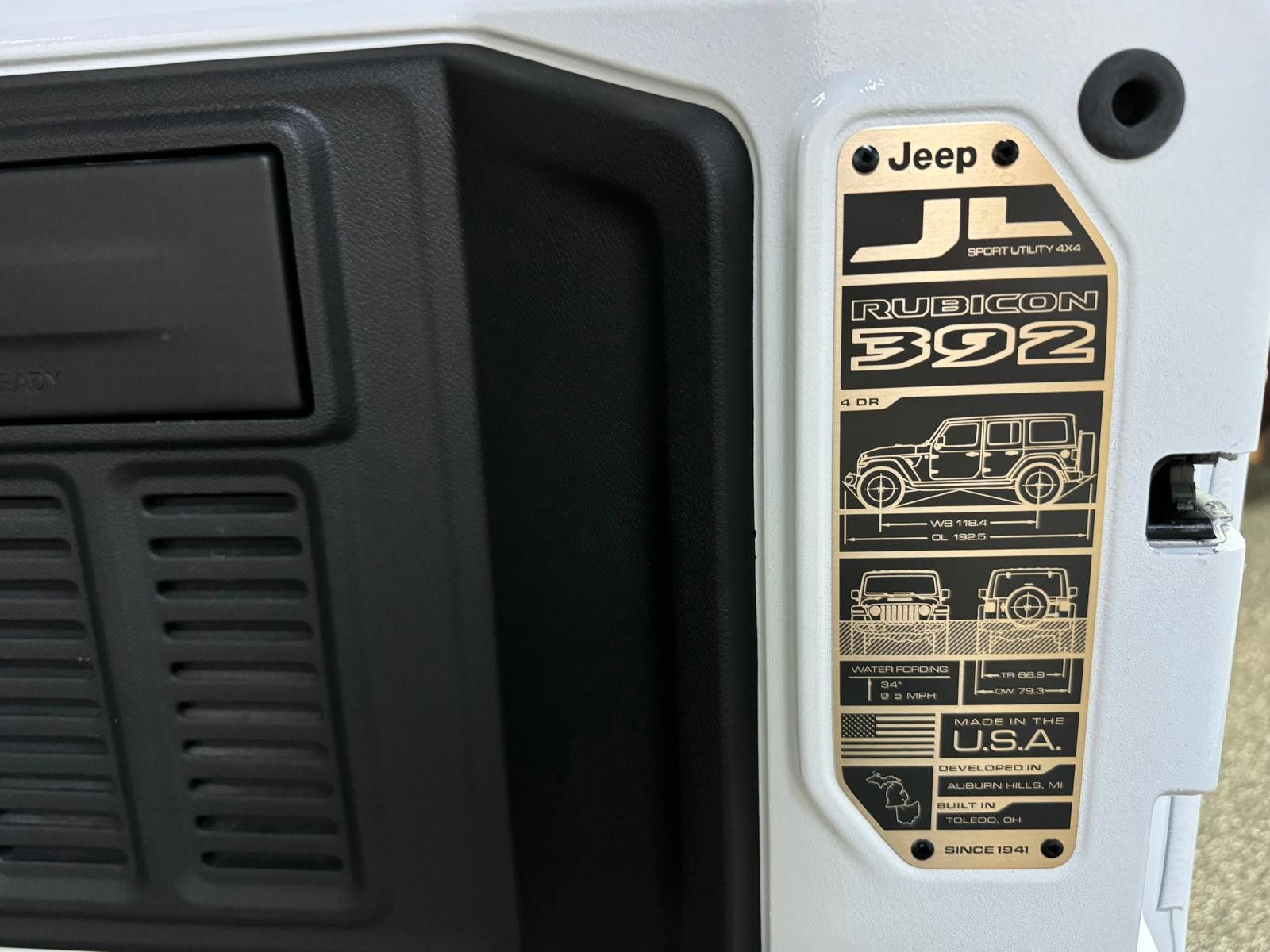 Fahrzeugabbildung Jeep VORFÜHRWAGEN RUBICON 392-6.4L V8-35"-STEEL BPR