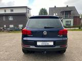 Volkswagen Tiguan 2.0 TDI Sport & Style,Scheckheft,Bi-Xenon - Volkswagen Tiguan aus 2012 mit Diesel-Antrieb