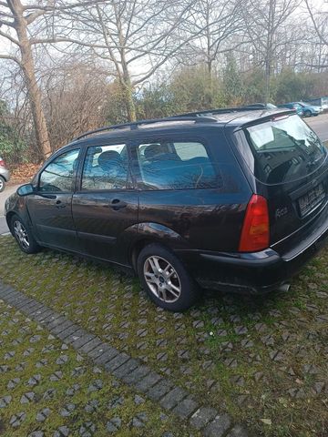 Ford FORD FOCUS I Turnier (DNW) 1.6 16V1596 cm3...