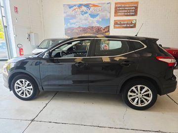 Nissan Qashqai - 2