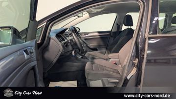 Volkswagen Golf - 10
