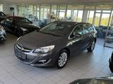 Opel Astra J Sports Tourer 1.6 Exklusiv Navi PDC SHZ - Opel Astra Exklusiv mit Diesel-Antrieb