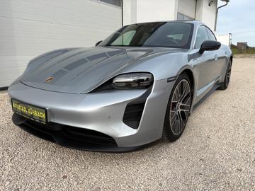 2020 Porsche TAYCAN 照片 3